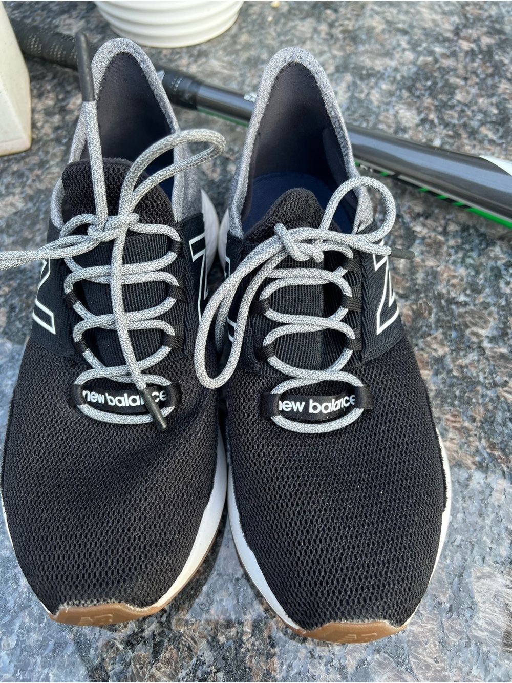 Woman's, New Balance Fresh Foam ROAV V1 Sneaker SZ 8.5 Black/Light Aluminum